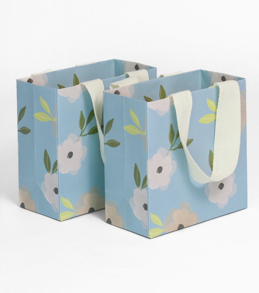 Floral 10 Piece Gift Bag Collection with Tissue